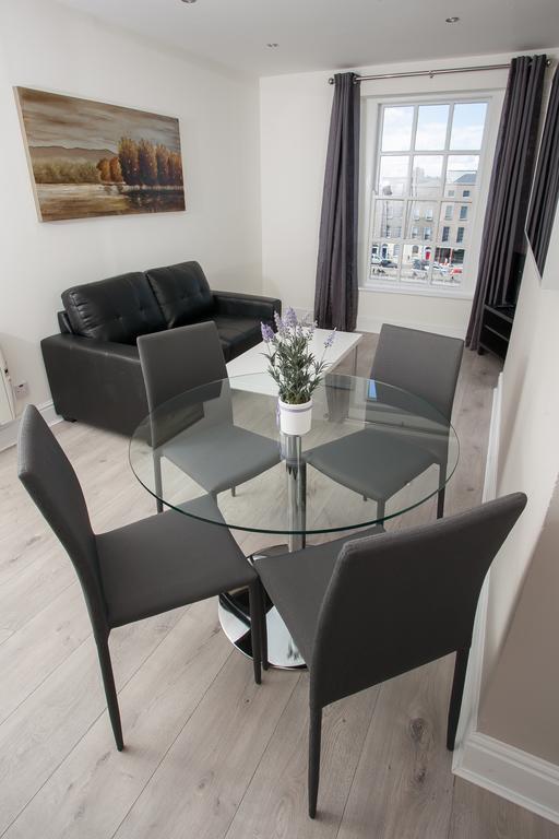 Temple Bar Essex Apartments Дублин Экстерьер фото